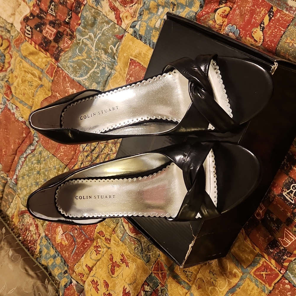 Black open toe and side heels